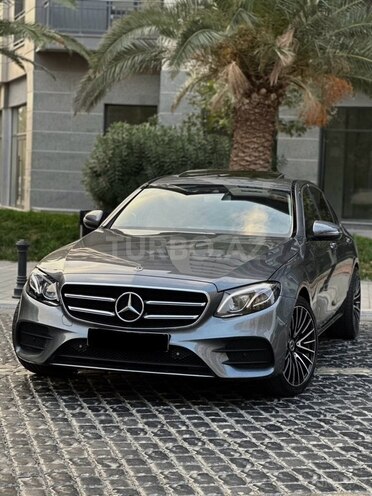 Mercedes E 220 d 2018, 168,000 km - 2.0 л - Bakı