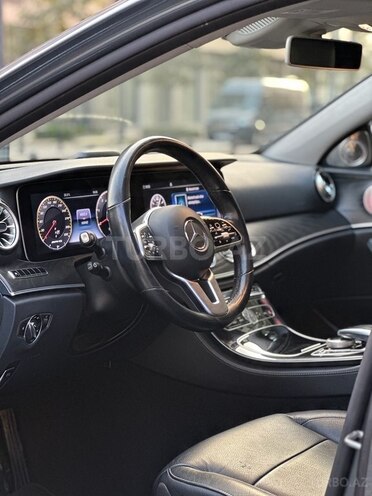 Mercedes E 220 d 2018, 168,000 km - 2.0 л - Bakı