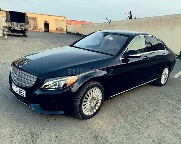 Mercedes C 250 4MATIC 2015, 177,800 km - 2.0 л - Bakı