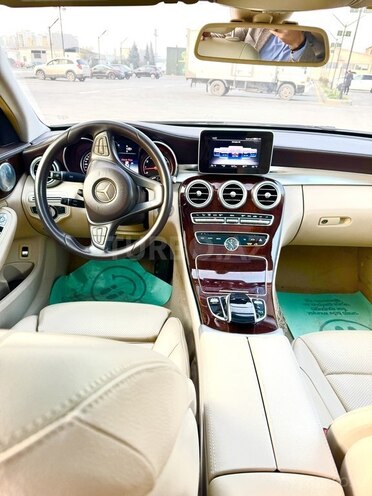 Mercedes C 250 4MATIC 2015, 177,800 km - 2.0 л - Bakı