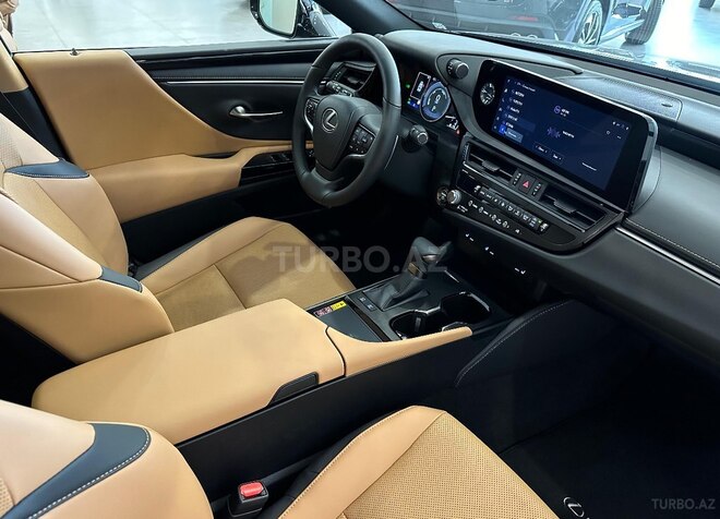 Lexus ES 300h 2023, 2,700 km - 2.5 l - Bakı