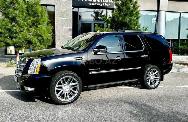 Cadillac Escalade 2010, 185,200 km - 6.2 l - Bakı