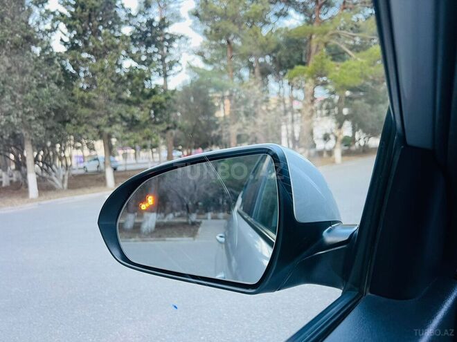 Hyundai Elantra 2018, 122,500 km - 2.0 l - Bakı