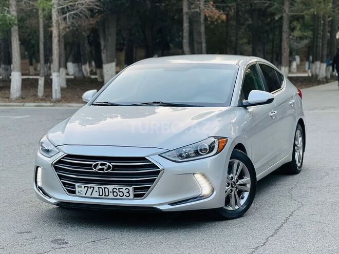 Hyundai Elantra 2018, 122,500 km - 2.0 l - Bakı