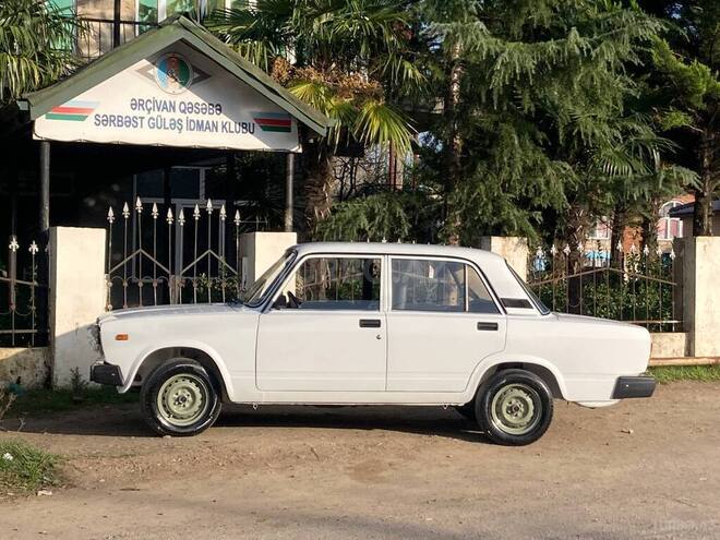 LADA (VAZ) 2107 2007, 95,000 km - 1.6 л - Astara