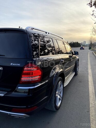 Mercedes GL 550 2011, 48,000 km - 5.4 l - Gəncə