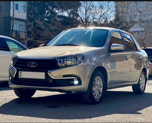 LADA (VAZ) Granta 2018, 97,000 km - 1.6 л - Salyan