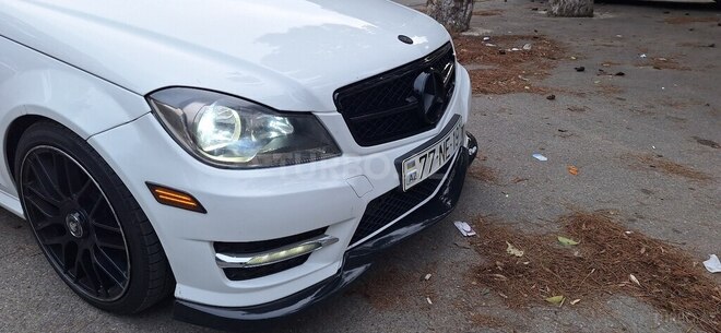 Mercedes C 250 2013, 225,308 km - 1.8 l - Bakı