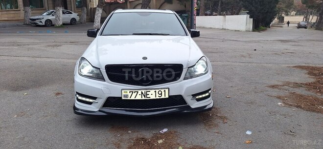 Mercedes C 250 2013, 225,308 km - 1.8 l - Bakı