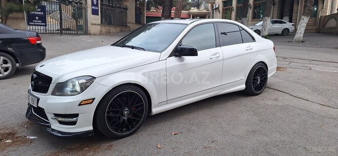 Mercedes C 250 2013, 225,308 km - 1.8 l - Bakı