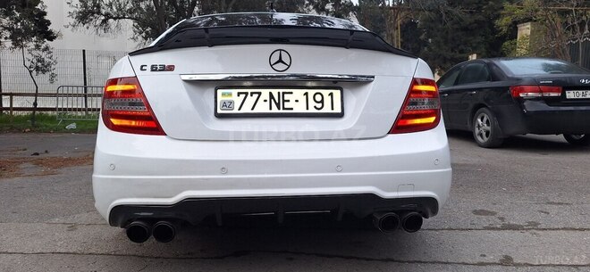 Mercedes C 250-9