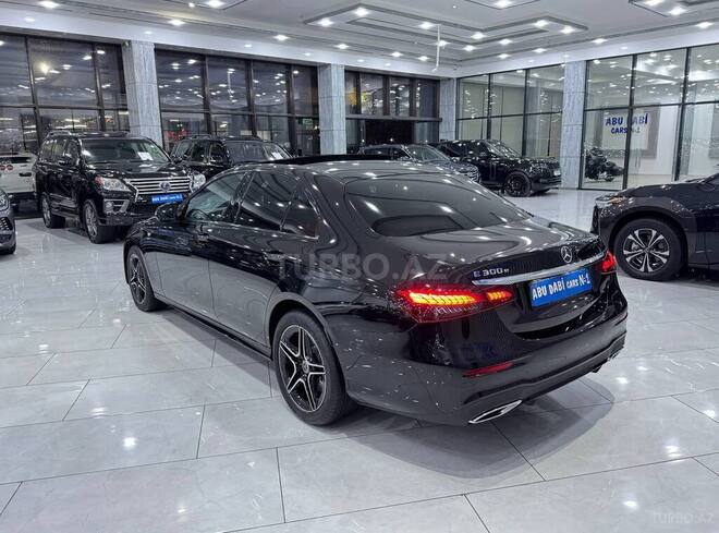 Mercedes E 300 e-6