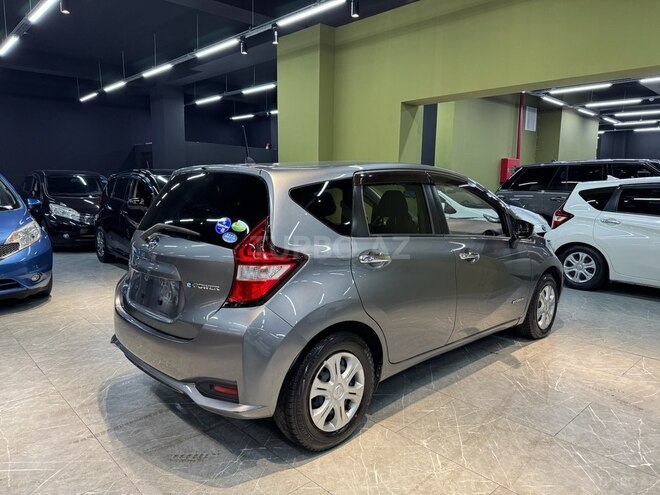 Nissan Note-10
