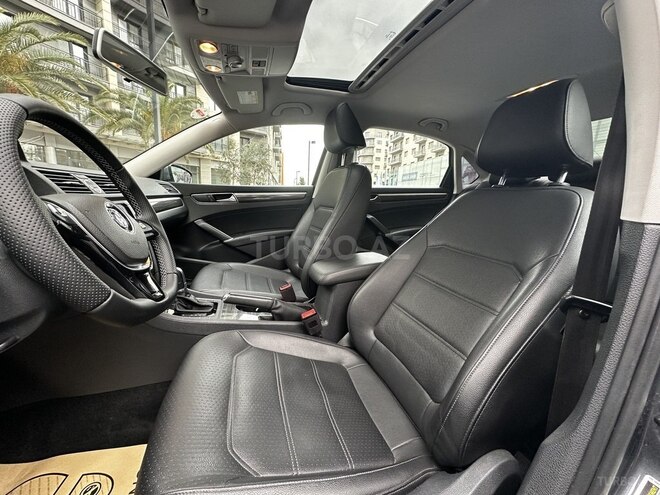 Volkswagen Passat 2017, 45,000 km - 1.8 l - Bakı