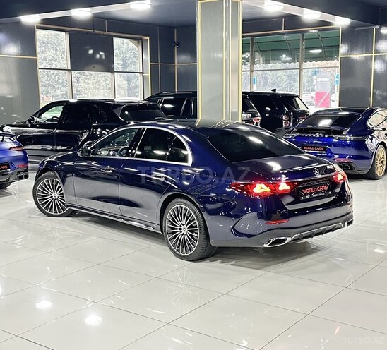 Mercedes E 350 e-5