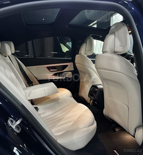 Mercedes E 350 e-17