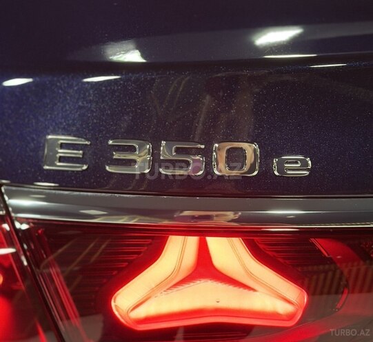 Mercedes E 350 e-26