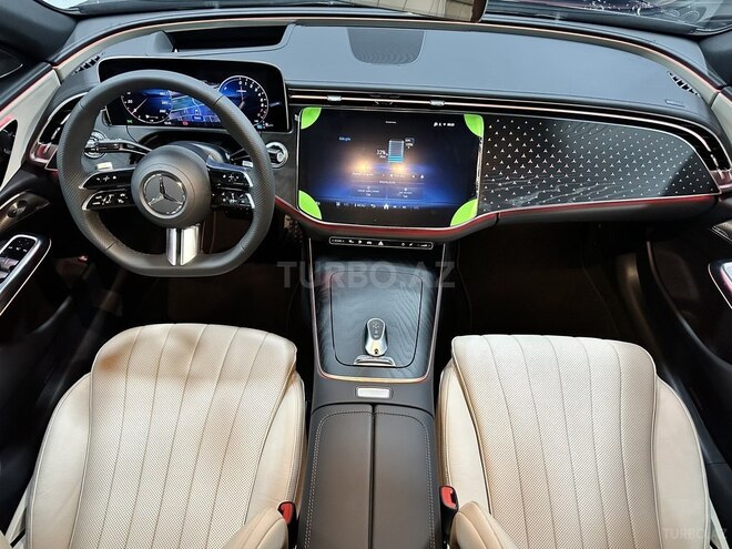 Mercedes E 350 e-21