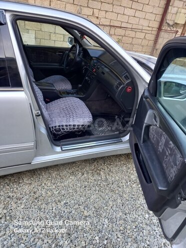 Mercedes E 230 1997, 402,638 km - 2.3 l - Bakı