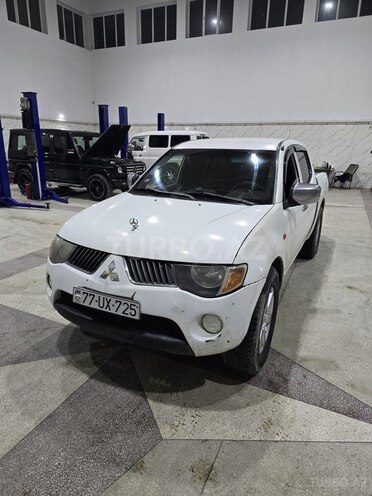 Mitsubishi L200 2007, 500,000 km - 2.4 л - Bakı