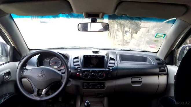 Mitsubishi L200 2007, 500,000 km - 2.4 л - Bakı