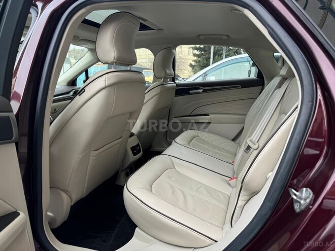 Ford Fusion (North America)-16