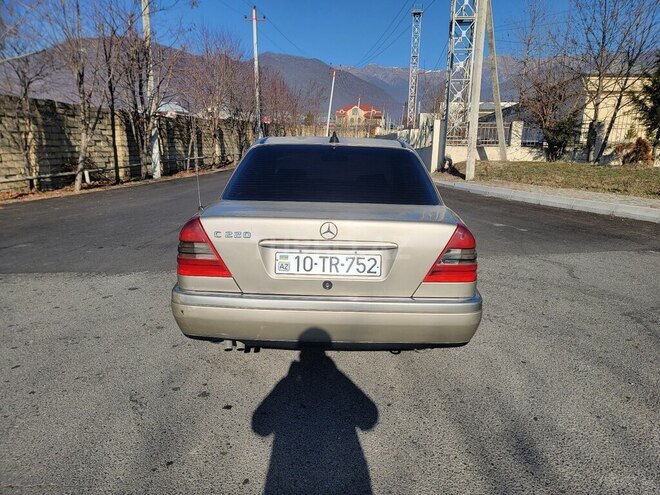 Mercedes C 220 1994, 263,589 km - 2.2 l - Oğuz
