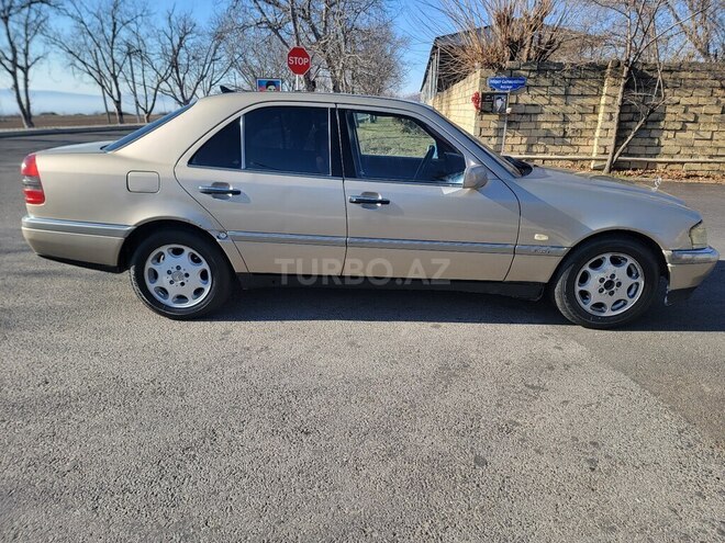 Mercedes C 220 1994, 263,589 km - 2.2 l - Oğuz