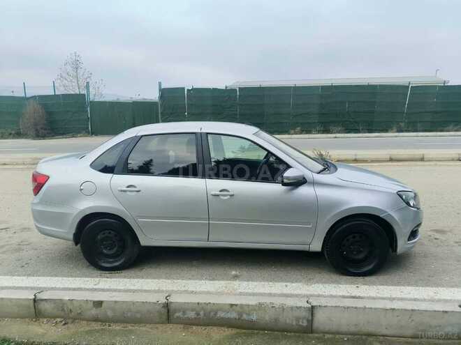 LADA (VAZ) Granta 2019, 215,000 km - 1.6 l - Bakı