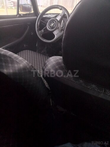 LADA (VAZ) 2106 1988, 84,000 km - 1.3 l - Sabirabad