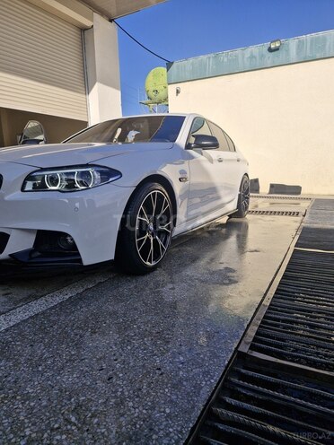 BMW 528 2014, 183,000 km - 2.0 l - Gəncə