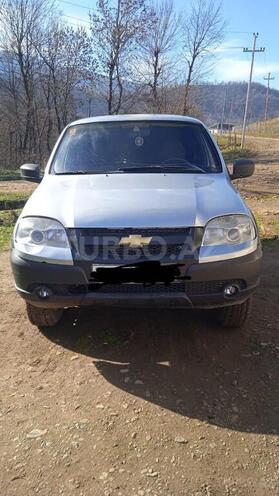 Chevrolet Niva 2013, 350,000 km - 1.7 л - Lerik