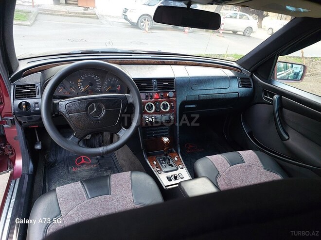Mercedes C 200 1998, 284,000 km - 2.0 l - Bakı