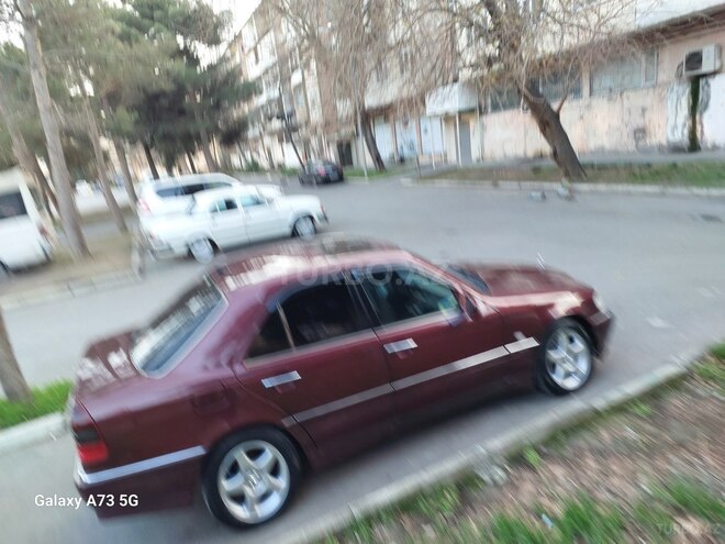 Mercedes C 200 1998, 284,000 km - 2.0 l - Bakı