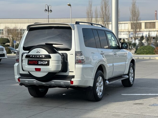 Mitsubishi Pajero 2011, 142,000 km - 3.5 l - Bakı