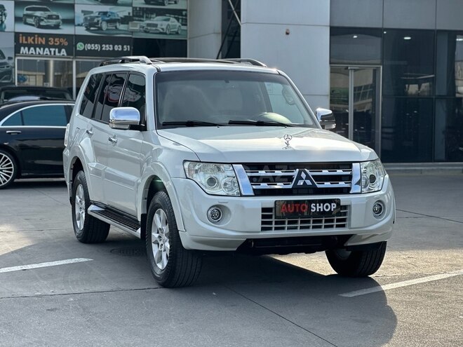 Mitsubishi Pajero 2011, 142,000 km - 3.5 l - Bakı