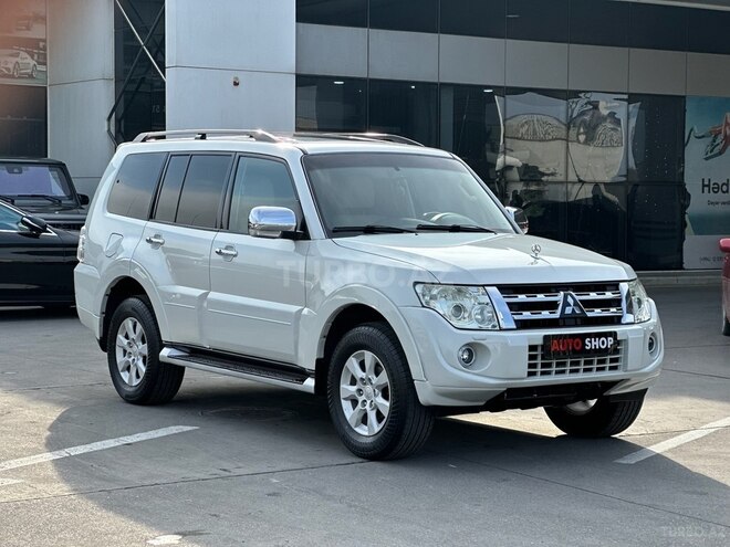 Mitsubishi Pajero 2011, 142,000 km - 3.5 l - Bakı