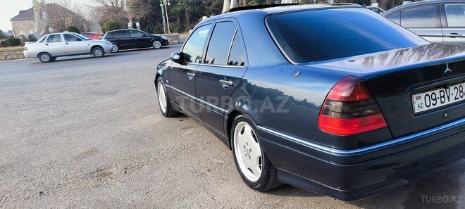 Mercedes C 220 1996, 400,000 km - 2.2 л - Bərdə