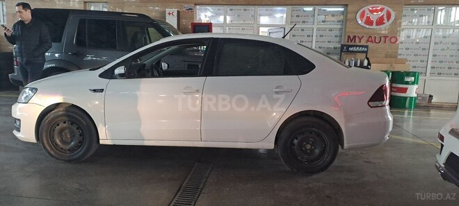 Volkswagen Polo 2019, 237,000 km - 1.6 l - Bakı