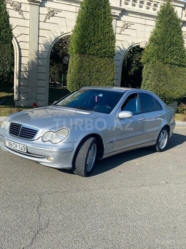 Mercedes C 240 2000, 320,000 km - 2.4 l - Gəncə