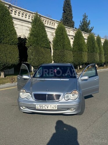 Mercedes C 240 2000, 320,000 km - 2.4 l - Gəncə