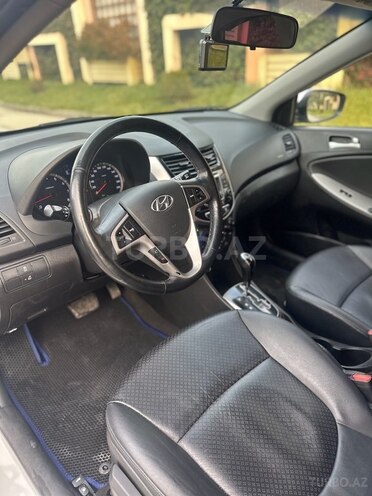 Hyundai Accent 2015, 143,180 km - 1.4 l - Bakı