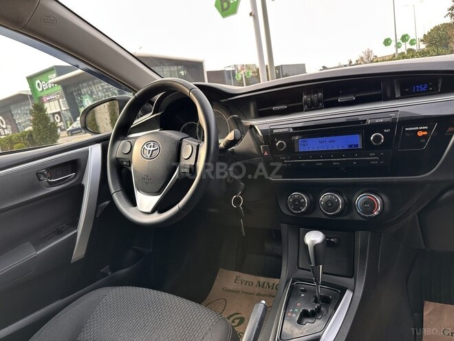 Toyota Corolla 2015, 164,342 km - 1.6 l - Bakı