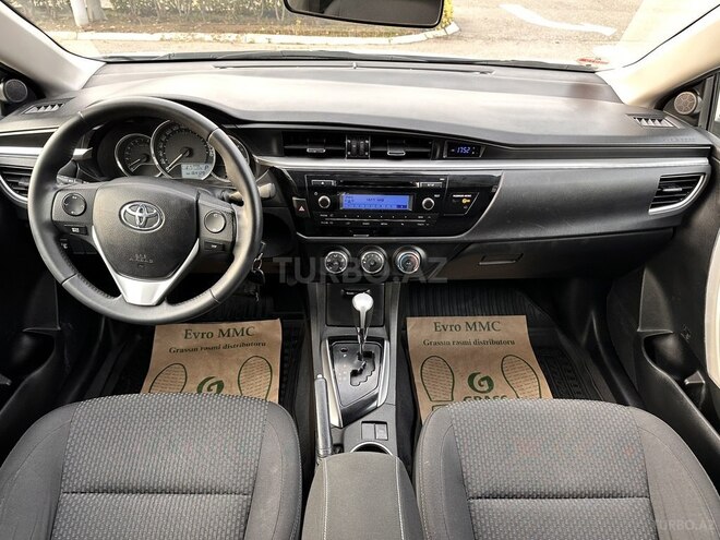 Toyota Corolla 2015, 164,342 km - 1.6 l - Bakı