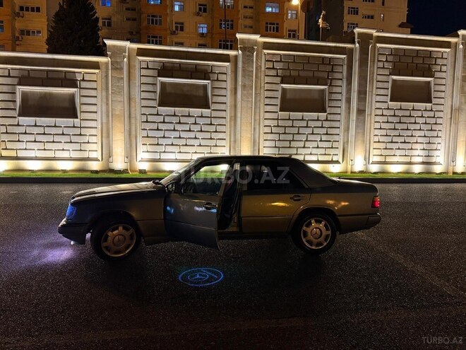 Mercedes E 230 1989, 551,000 km - 2.3 л - Bakı