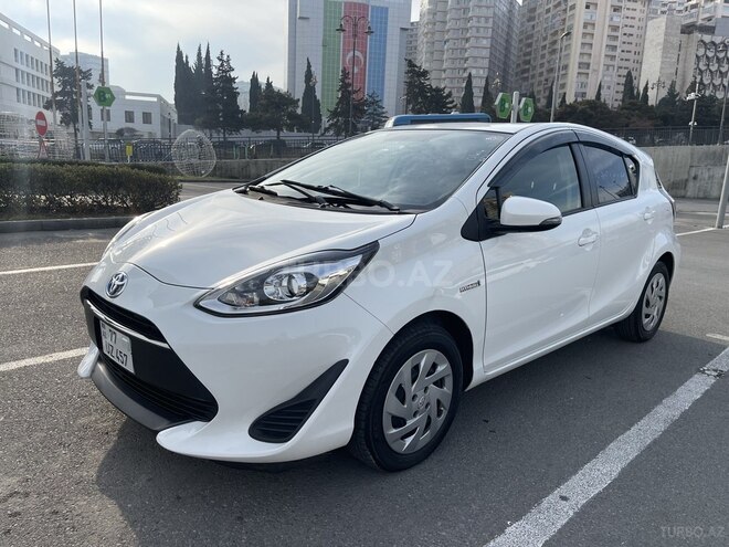 Toyota Aqua 2019, 98,000 km - 1.5 l - Bakı