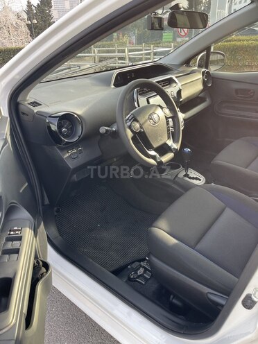 Toyota Aqua 2019, 98,000 km - 1.5 l - Bakı