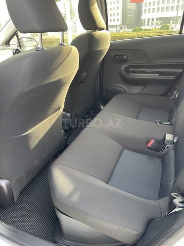 Toyota Aqua 2019, 98,000 km - 1.5 l - Bakı