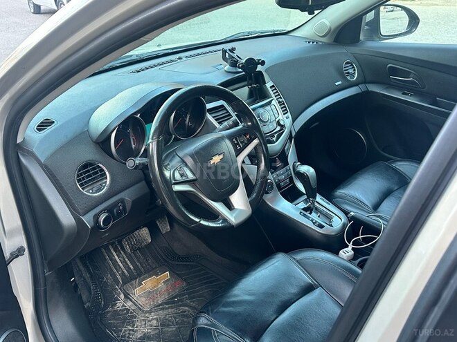 Chevrolet Cruze 2011, 228,000 km - 1.4 l - Gəncə