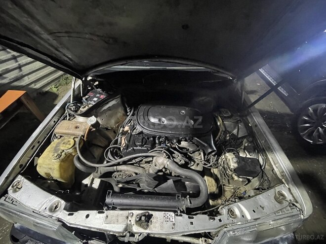 Mercedes 190 1991, 123,456 km - 2.0 л - Bakı